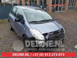 Dezmembrări autoturisme Toyota Yaris Yaris II (P9), Hatchback, 2005 / 2014 1.33 16V Dual VVT-I 2010/9