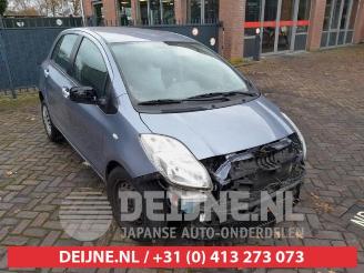 disassembly passenger cars Toyota Yaris Yaris II (P9), Hatchback, 2005 / 2014 1.33 16V Dual VVT-I 2010/9