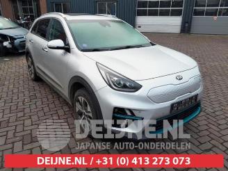 Coche siniestrado Kia Niro Niro I (DE), SUV, 2016 / 2022 E-Niro 64 kWh 2020/7