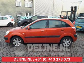 Kia Rio Rio II (DE), Hatchback, 2005 / 2011 1.4 16V picture 4