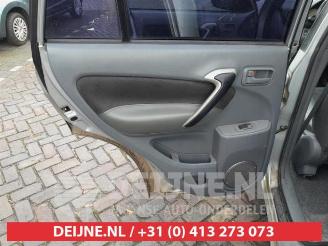 Toyota Rav-4 RAV4 (A2), Terreinwagen, 2000 / 2005 2.0 16V VVT-i 4x4 picture 12