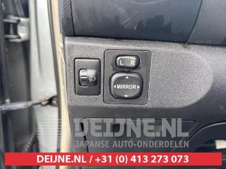 Toyota Yaris Yaris II (P9), Hatchback, 2005 / 2014 1.3 16V VVT-i picture 13