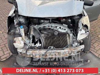 Toyota Yaris Yaris II (P9), Hatchback, 2005 / 2014 1.3 16V VVT-i picture 25