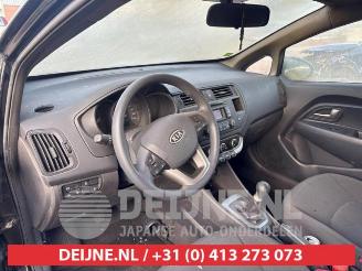 Kia Rio Rio III (UB), Hatchback, 2011 / 2017 1.2 CVVT 16V picture 17