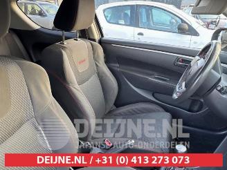 Suzuki Swift Swift (ZA/ZC/ZD), Hatchback, 2010 / 2017 1.6 Sport VVT 16V picture 19