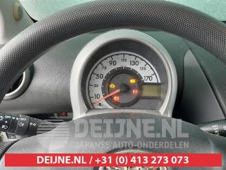 Toyota Aygo Aygo (B10), Hatchback, 2005 / 2014 1.0 12V VVT-i picture 10