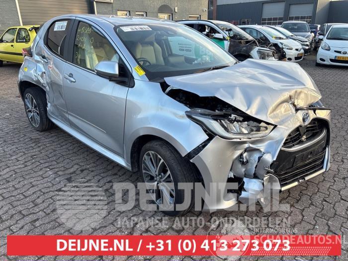 Toyota Yaris Yaris IV (P21/PA1/PH1), Hatchback, 2020 1.5 12V Hybrid 115