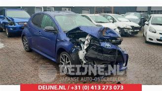Salvage car Toyota Yaris Yaris IV (P21/PA1/PH1), Hatchback, 2020 1.5 12V Hybrid 115 2021/3