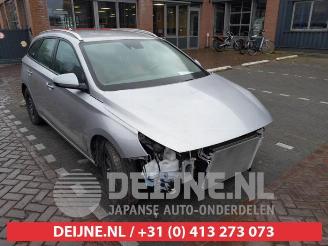 Salvage car Hyundai I-30 i30 Wagon (PDEF5), Combi, 2017 1.5 DPi 16V 2022/1