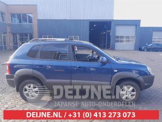 Hyundai Tucson Tucson (JM), SUV, 2004 / 2010 2.0 16V CVVT 4x2 picture 8