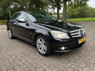 skadebil auto Mercedes C-klasse c200 cdi Avantgarde 2007/11