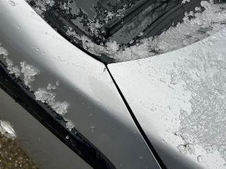 Peugeot 108 1.0 active apple carplay picture 2