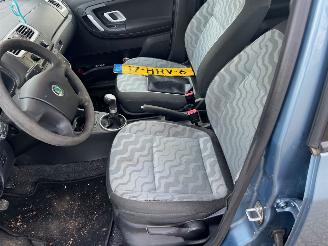 Skoda Fabia 1.6 16v Ambiente picture 12