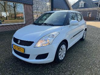 krockskadad bil auto Suzuki Swift 1.2 Comfort Easss 2012/3