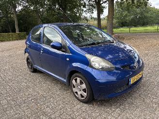 Toyota Aygo 5drs airco (werkt) picture 3