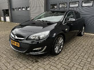 Coche accidentado Opel Astra 1.4 TURBO / SPORT / LEER / NAVI / CRUISE / PDC 2014/9
