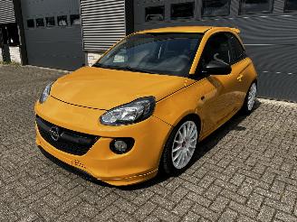 Auto incidentate Opel Adam 1.4 TURBO S 150PK 2017/9