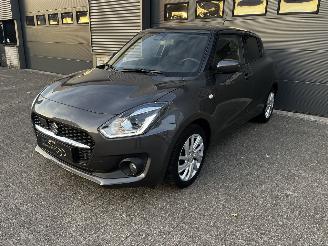 Auto incidentate Suzuki Swift 1.2i AUTOMAAT / SMART-HYBRID / CRUISE 2021/4