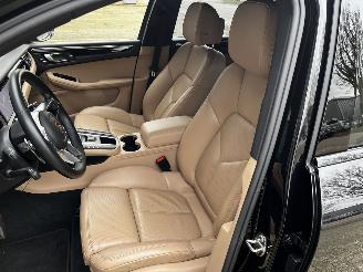 Porsche Macan 3.0 S picture 10