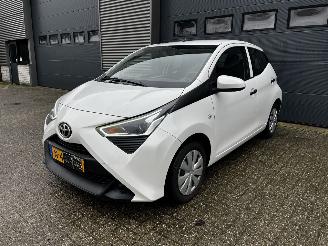 Schadeauto Toyota Aygo 1.0 VVT-i AIRCO / CRUISE 2022/1