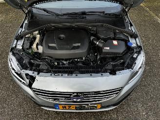 Volvo S-60 1.5 T3 AUTOMAAT / NAVI / CRUISE / LEER / PDC picture 7