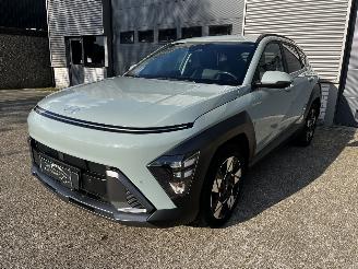 Vaurioauto  passenger cars Hyundai Kona 1.0 T-GDI CAMERA / NAVI / CRUISE / PDC 2023/11