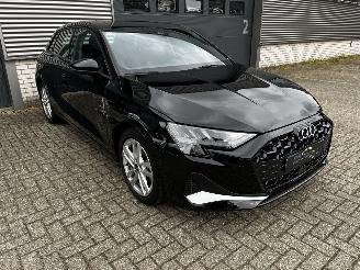 Audi A3 35 TFSI 1.5i AUTOMAAT / NAVI / CRUISE / CAMERA / picture 3