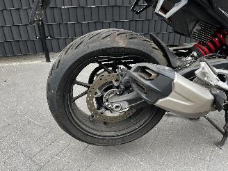 BMW F 900 R XR picture 6