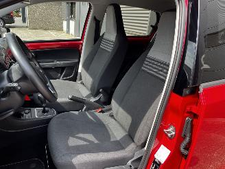 Volkswagen Up! 1.0 BMT High Up! AUTOMAAT / CRUISE / CAMERA picture 8