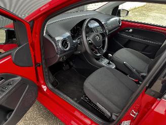 Volkswagen Up! 1.0 BMT High Up! AUTOMAAT / CRUISE / CAMERA picture 7