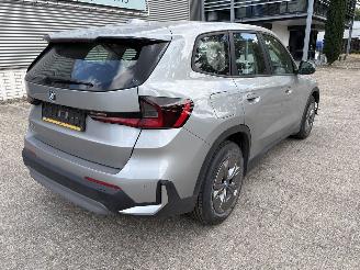 Schadeauto BMW iX1 eDrive20 67 kWh 2024/3