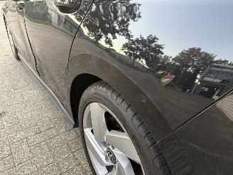 Volkswagen Golf GTI 2.0 TSI picture 6