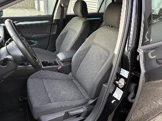 Volkswagen Golf 1.5 TSI 130PK picture 9