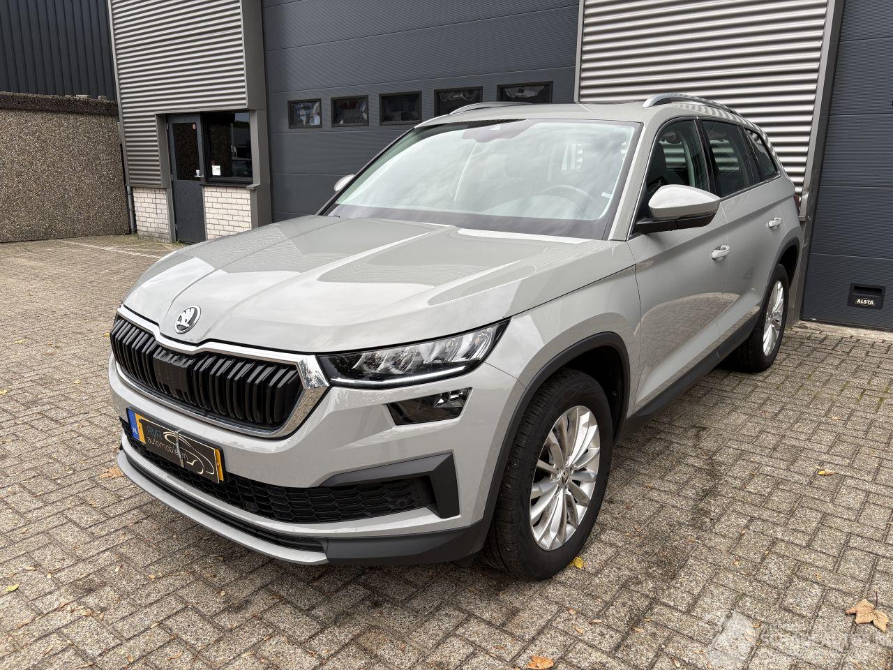 Skoda Kodiaq 1.5 TSI PANODAK / LEER / NAVI / CAMERA  / CRUISE