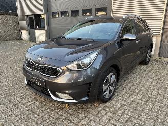 Schadeauto Kia Niro 1.6 GDI HYBRID / NAVI / CRUISE / CAMERA / LEER 2018/1