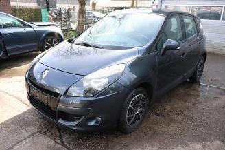  Renault Scenic Scenic III (JZ), MPV, 2009 / 2016 1.4 16V TCe 130 2010/1