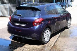 Peugeot 208 208 I (CA/CC/CK/CL), Hatchback, 2012 / 2019 1.2 Vti 12V PureTech picture 3