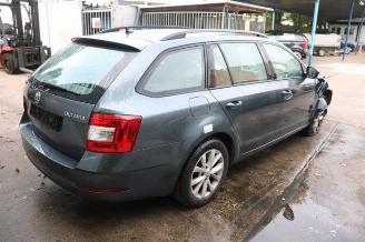 Skoda Octavia Octavia Combi (5EAC), Combi 5-drs, 2012 / 2020 1.0 TSI 12V picture 3