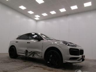 Schadeauto Porsche Cayenne Coupe 4.0 GTS Techart 2020/9