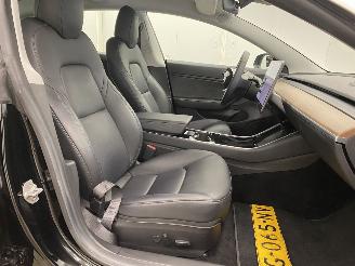 Tesla Model 3 Standard RWD Plus Panoramadak picture 10