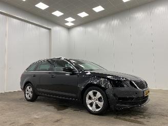 Auto incidentate Skoda Octavia Combi 1.6 TDI Edition Navi Clima 2018/8