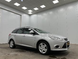 Auto incidentate Ford Focus Wagon 1.0 EcoBoost Airco 2013/4