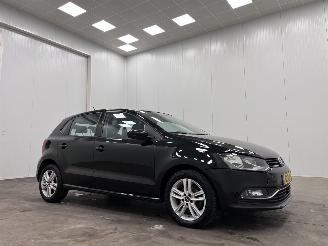 Vaurioauto  passenger cars Volkswagen Polo 1.4 TDI 5-drs Navi Airco 2015/9