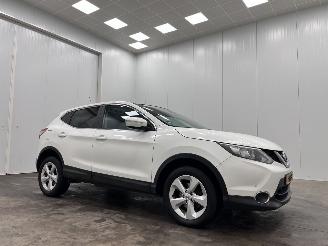 krockskadad bil auto Nissan Qashqai 1.2 Edition Panoramadak Navi Clima 2014/4