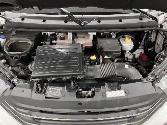 Iveco Daily 35-180 3.0 Hi-Matic L4H3 Navi Clima picture 13