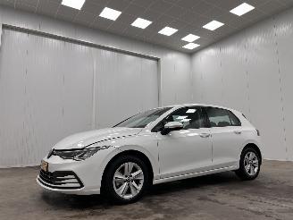 Auto incidentate Volkswagen Golf 1.0 TSI Life 5-drs Navi Clima 2023/6