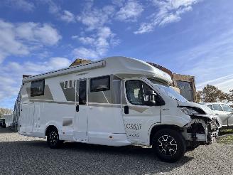 krockskadad bil camper Mc Louis  Carat 470G Autom. 2.3 Multijet 118kw 2022/1