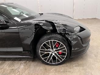 Porsche Taycan 4S Performance Panoramadak picture 16