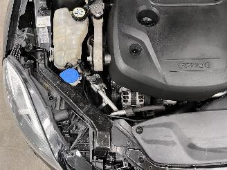 Volvo V-40 2.0 D2 Ocean Race Navi Clima picture 15