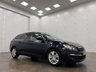 skadebil auto Peugeot 308 1.6 BlueHDI Executive Panoramadak Navi Clima 2015/12